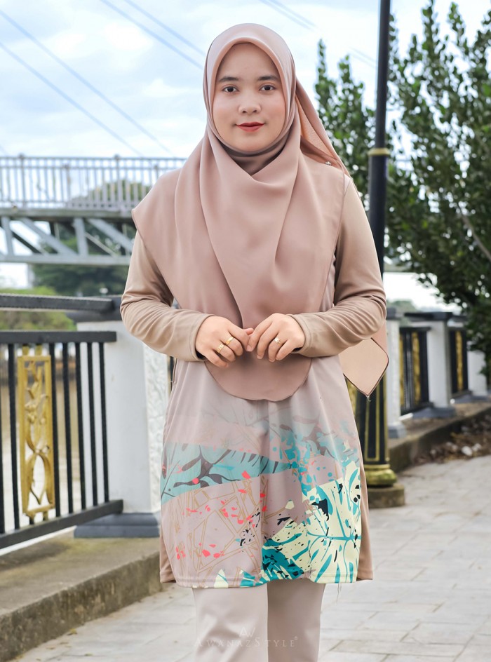 Stera | Khaki