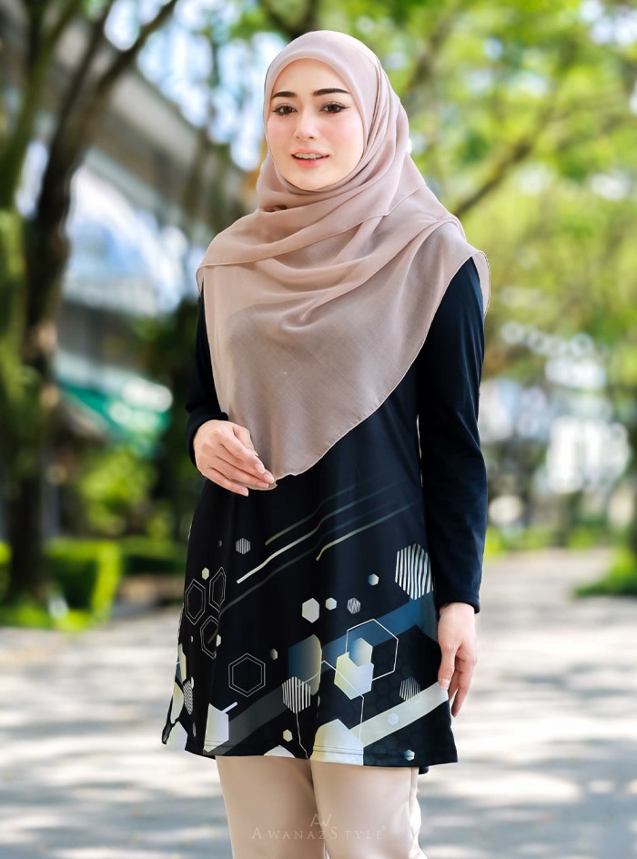 Darea | Black